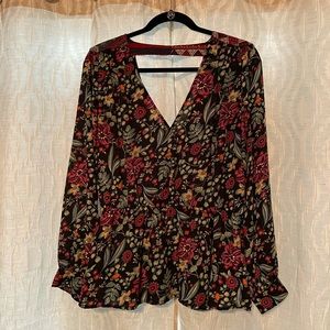 Gimmick long sleeve blouse